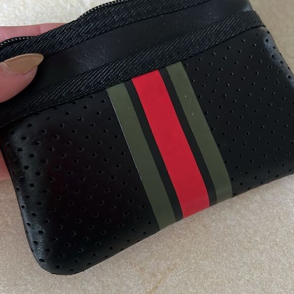 Card Case - Fits Multiple Cards - Key Ring - Brand NEW Coated Neoprene Wallet - Picture 4 of 4